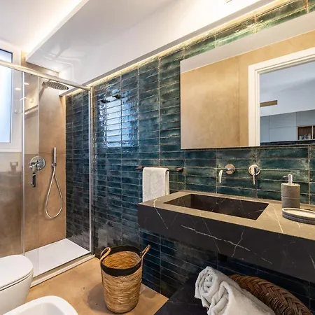 In A With A Private Pool Apartman Palermo