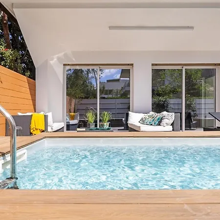 In A With A Private Pool * 팔레르모